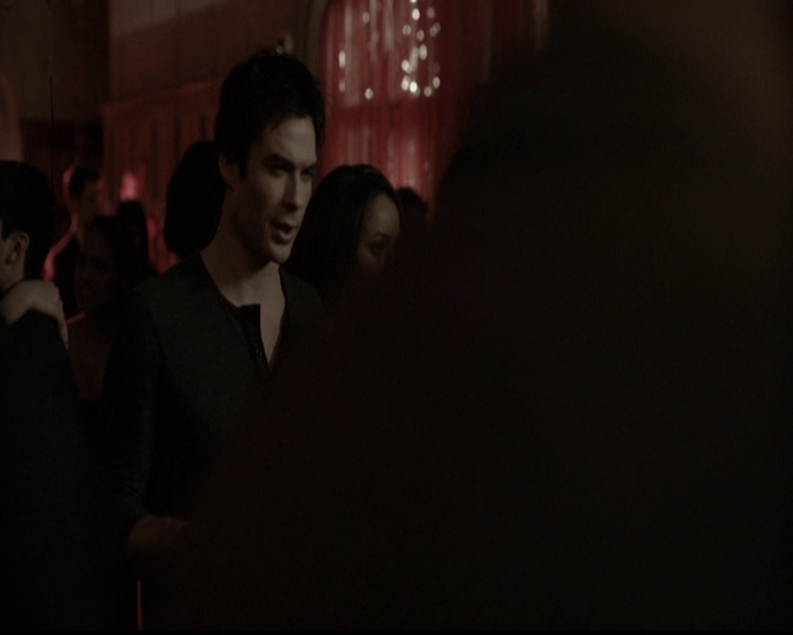 VampireDiariesWorld-dot-org_5x13TotalEclipseOfTheHeart1293.jpg