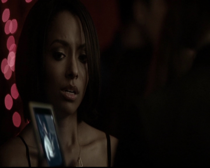 VampireDiariesWorld-dot-org_5x13TotalEclipseOfTheHeart1323.jpg
