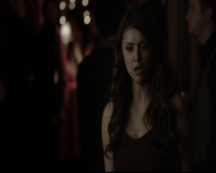 VampireDiariesWorld-dot-org_5x13TotalEclipseOfTheHeart1327.jpg