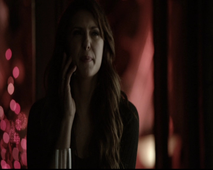VampireDiariesWorld-dot-org_5x13TotalEclipseOfTheHeart1341.jpg