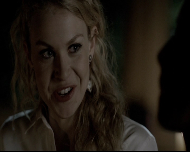 VampireDiariesWorld-dot-org_5x13TotalEclipseOfTheHeart1551.jpg