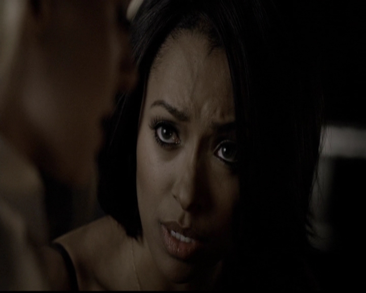 VampireDiariesWorld-dot-org_5x13TotalEclipseOfTheHeart1584.jpg
