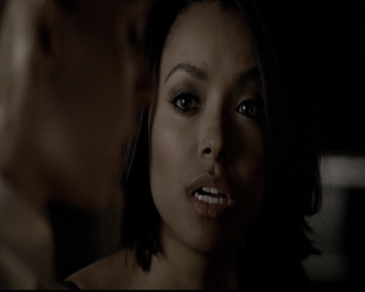 VampireDiariesWorld-dot-org_5x13TotalEclipseOfTheHeart1585.jpg