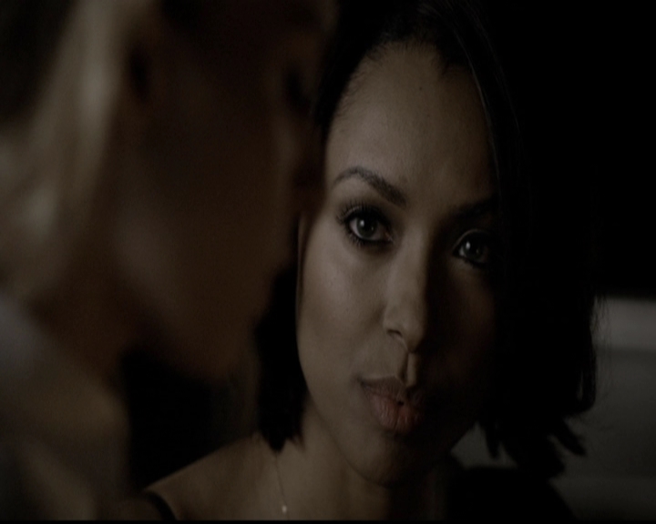 VampireDiariesWorld-dot-org_5x13TotalEclipseOfTheHeart1595.jpg