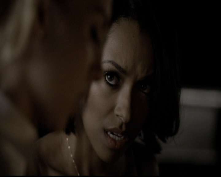 VampireDiariesWorld-dot-org_5x13TotalEclipseOfTheHeart1598.jpg