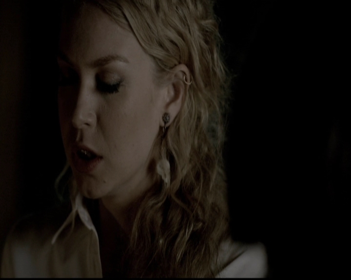 VampireDiariesWorld-dot-org_5x13TotalEclipseOfTheHeart1604.jpg