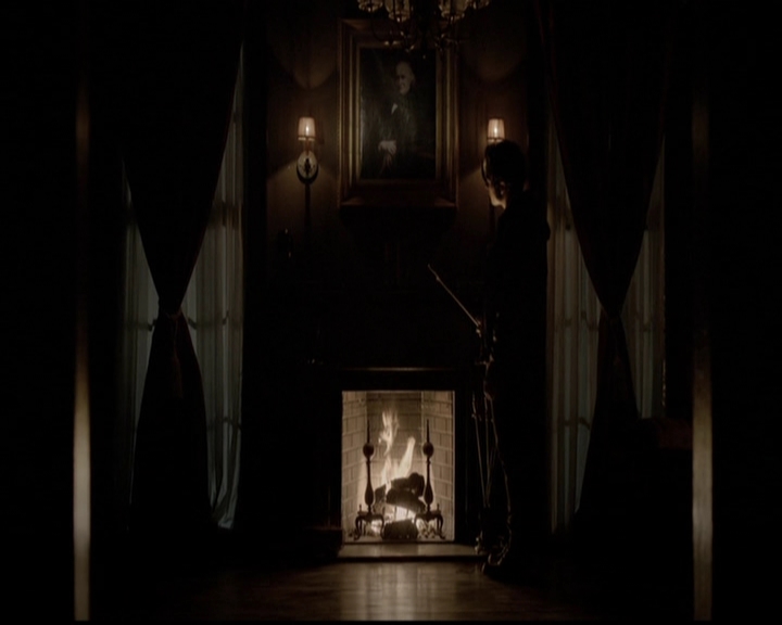 VampireDiariesWorld-dot-org_5x13TotalEclipseOfTheHeart1670.jpg