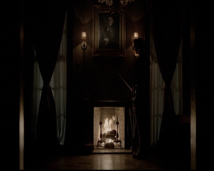 VampireDiariesWorld-dot-org_5x13TotalEclipseOfTheHeart1671.jpg
