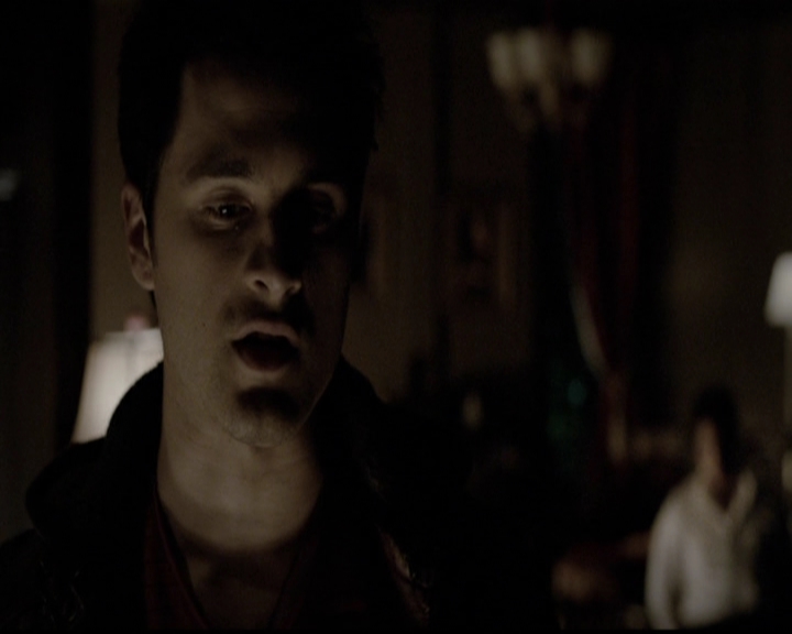 VampireDiariesWorld-dot-org_5x13TotalEclipseOfTheHeart1673.jpg