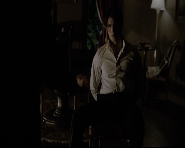 VampireDiariesWorld-dot-org_5x13TotalEclipseOfTheHeart1688.jpg