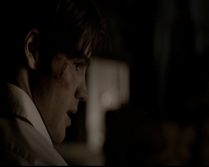VampireDiariesWorld-dot-org_5x13TotalEclipseOfTheHeart1700.jpg