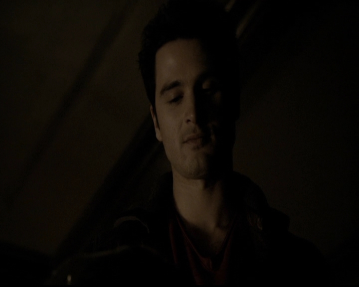 VampireDiariesWorld-dot-org_5x13TotalEclipseOfTheHeart1725.jpg
