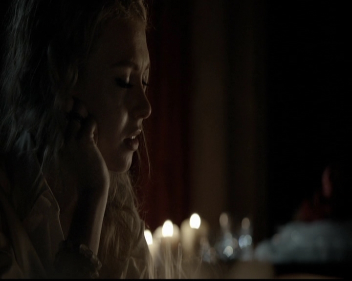 VampireDiariesWorld-dot-org_5x13TotalEclipseOfTheHeart1735.jpg