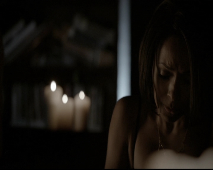 VampireDiariesWorld-dot-org_5x13TotalEclipseOfTheHeart1737.jpg