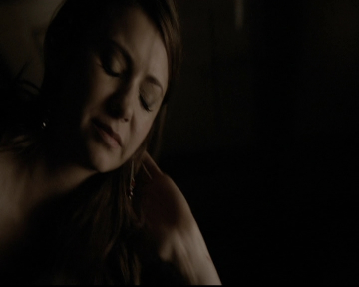 VampireDiariesWorld-dot-org_5x13TotalEclipseOfTheHeart1770.jpg