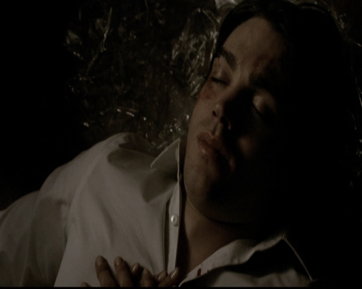 VampireDiariesWorld-dot-org_5x13TotalEclipseOfTheHeart1781.jpg