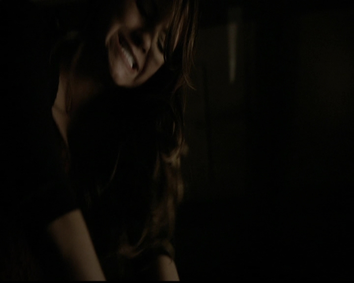VampireDiariesWorld-dot-org_5x13TotalEclipseOfTheHeart1782.jpg