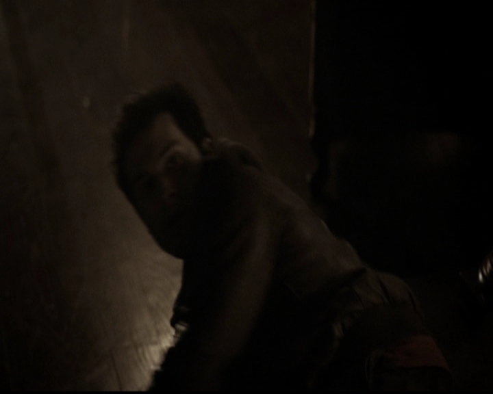 VampireDiariesWorld-dot-org_5x13TotalEclipseOfTheHeart1795.jpg
