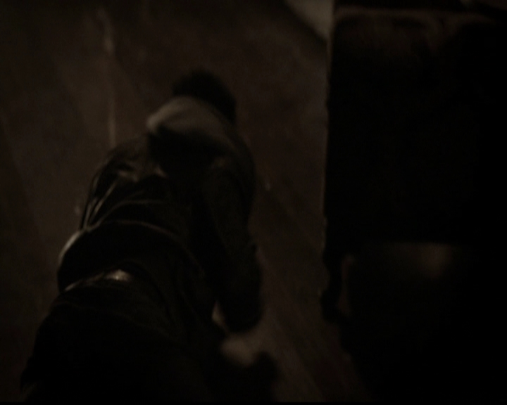 VampireDiariesWorld-dot-org_5x13TotalEclipseOfTheHeart1796.jpg