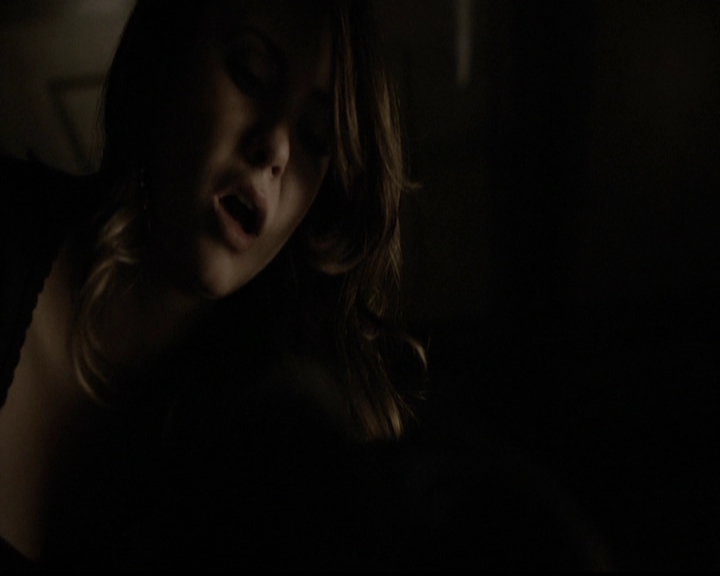 VampireDiariesWorld-dot-org_5x13TotalEclipseOfTheHeart1799.jpg