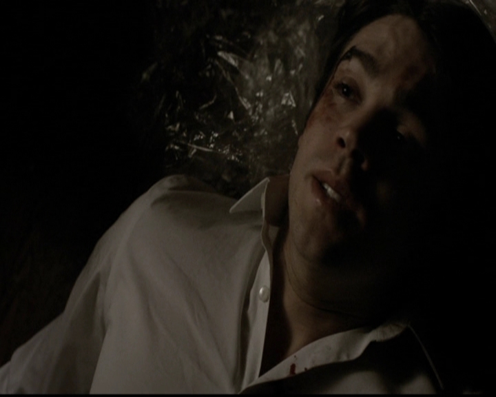 VampireDiariesWorld-dot-org_5x13TotalEclipseOfTheHeart1801.jpg