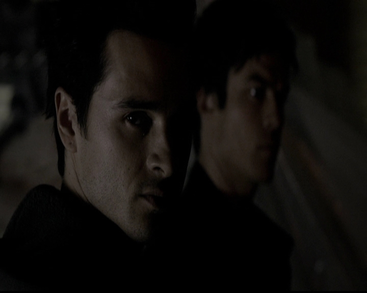 VampireDiariesWorld-dot-org_5x13TotalEclipseOfTheHeart1955.jpg