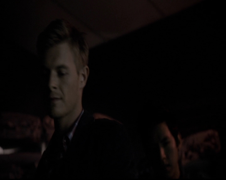 VampireDiariesWorld-dot-org_5x13TotalEclipseOfTheHeart1992.jpg