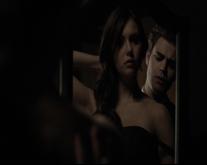 VampireDiariesWorld-dot-org_5x13TotalEclipseOfTheHeart2021.jpg