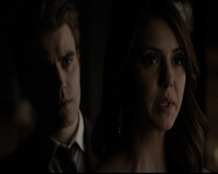 VampireDiariesWorld-dot-org_5x13TotalEclipseOfTheHeart2034.jpg