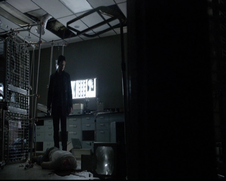 VampireDiariesWorld-dot-org_5x13TotalEclipseOfTheHeart2278.jpg