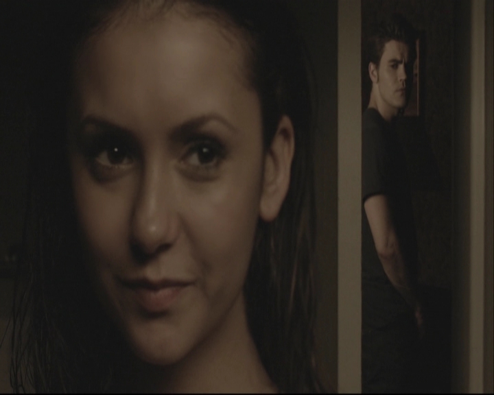 VampireDiariesWorld-dot-org_5x14NoExit-deletedscene2407.jpg