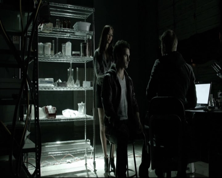 VampireDiariesWorld-dot-org_5x14NoExit-deletedscene2426.jpg