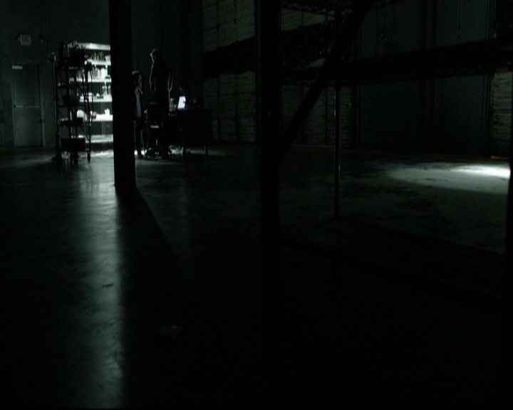 VampireDiariesWorld-dot-org_5x14NoExit-deletedscene2430.jpg