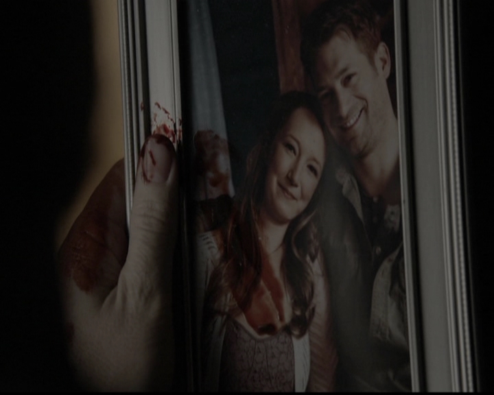 VampireDiariesWorld-dot-org_5x14NoExit0072.jpg