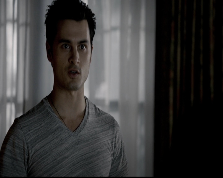 VampireDiariesWorld-dot-org_5x14NoExit0101.jpg