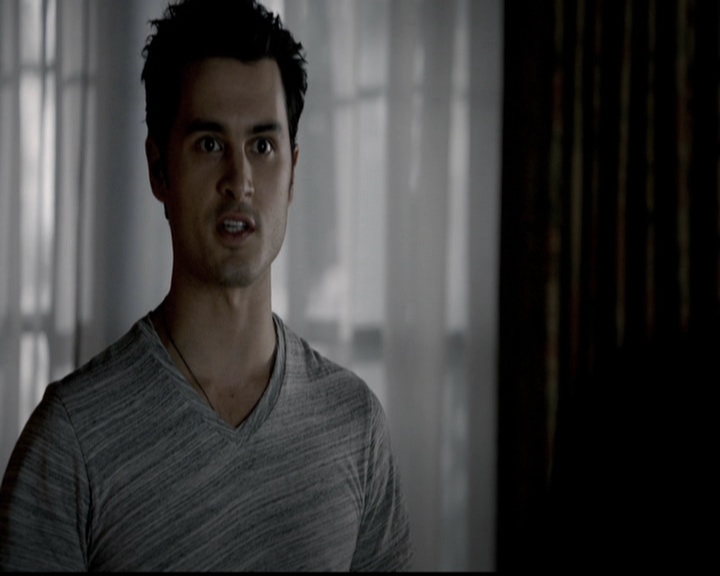 VampireDiariesWorld-dot-org_5x14NoExit0102.jpg