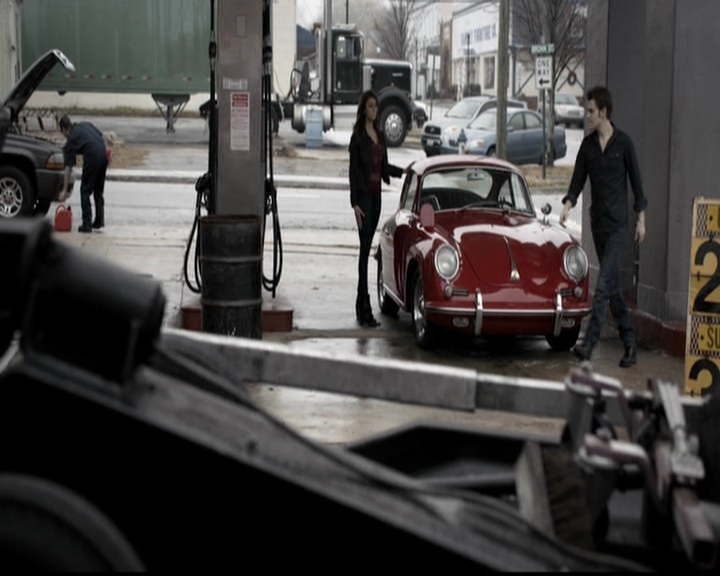 VampireDiariesWorld-dot-org_5x14NoExit0581.jpg