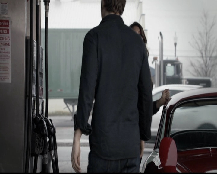VampireDiariesWorld-dot-org_5x14NoExit0583.jpg