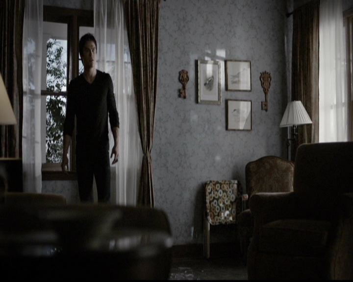 VampireDiariesWorld-dot-org_5x14NoExit0681.jpg