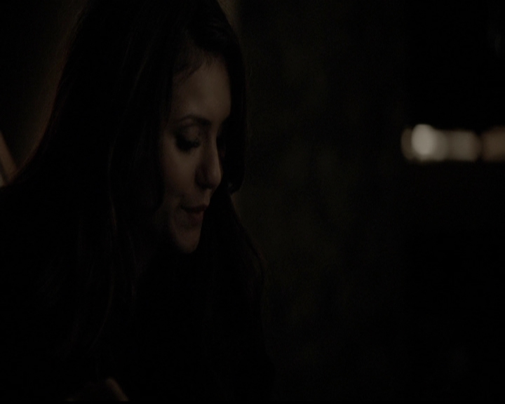 VampireDiariesWorld-dot-org_5x14NoExit1048.jpg