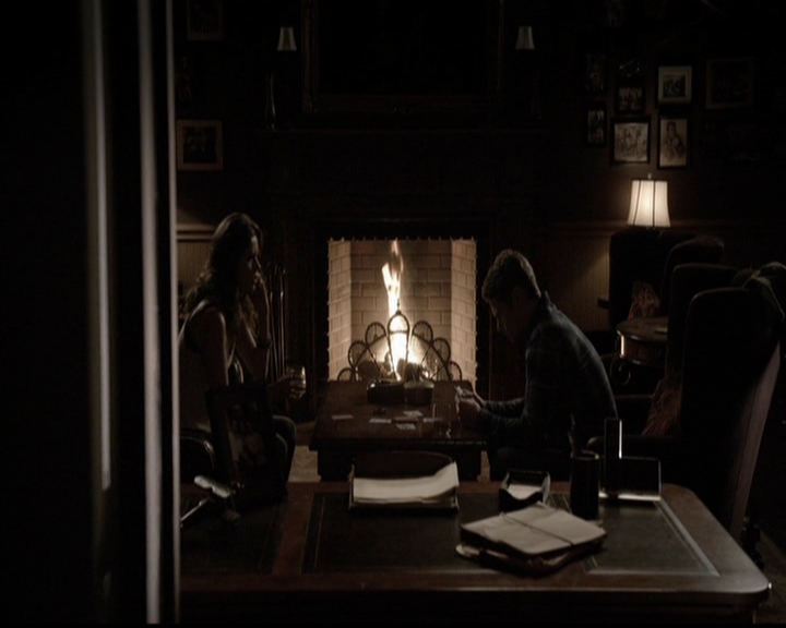 VampireDiariesWorld-dot-org_5x14NoExit1512.jpg