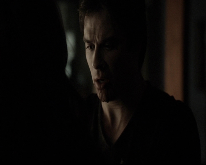 VampireDiariesWorld-dot-org_5x14NoExit1829.jpg