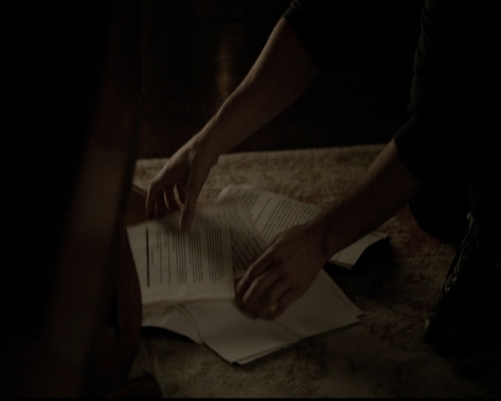 VampireDiariesWorld-dot-org_5x14NoExit1927.jpg