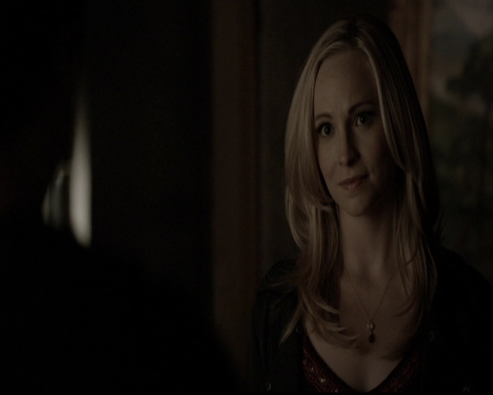 VampireDiariesWorld-dot-org_5x14NoExit1955.jpg