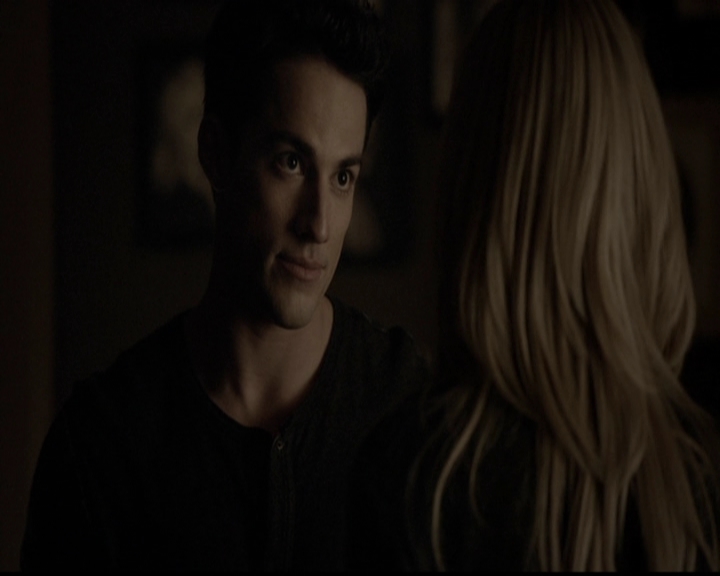 VampireDiariesWorld-dot-org_5x14NoExit1963.jpg