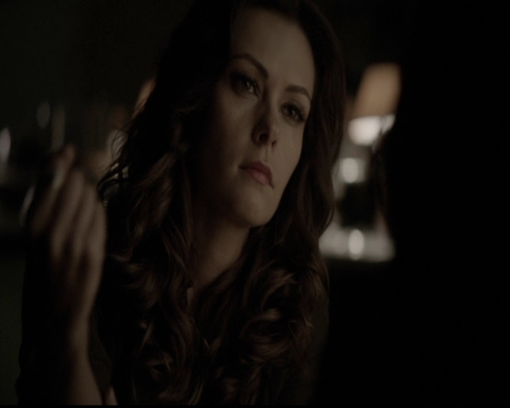 VampireDiariesWorld-dot-org_5x14NoExit2197.jpg