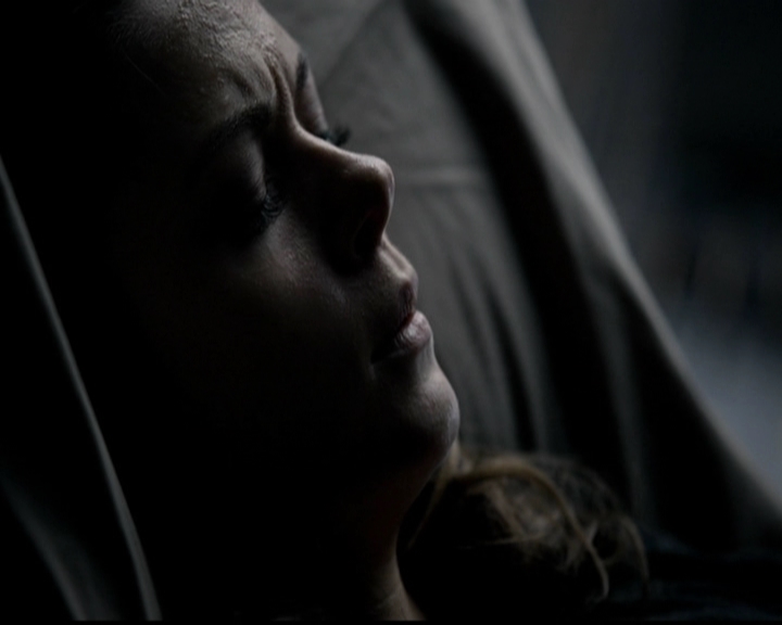 VampireDiariesWorld-dot-org_5x15GoneGirl0070.jpg