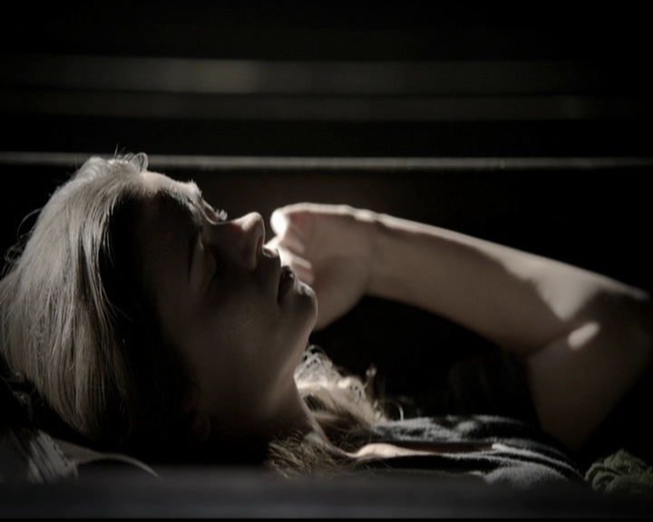 VampireDiariesWorld-dot-org_5x15GoneGirl1062.jpg