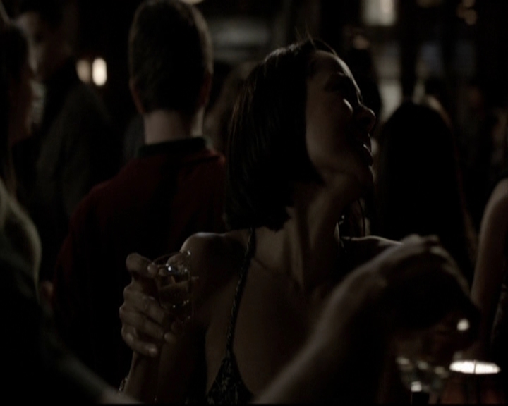 VampireDiariesWorld-dot-org_5x16WhileYouWereSleeping0044.jpg