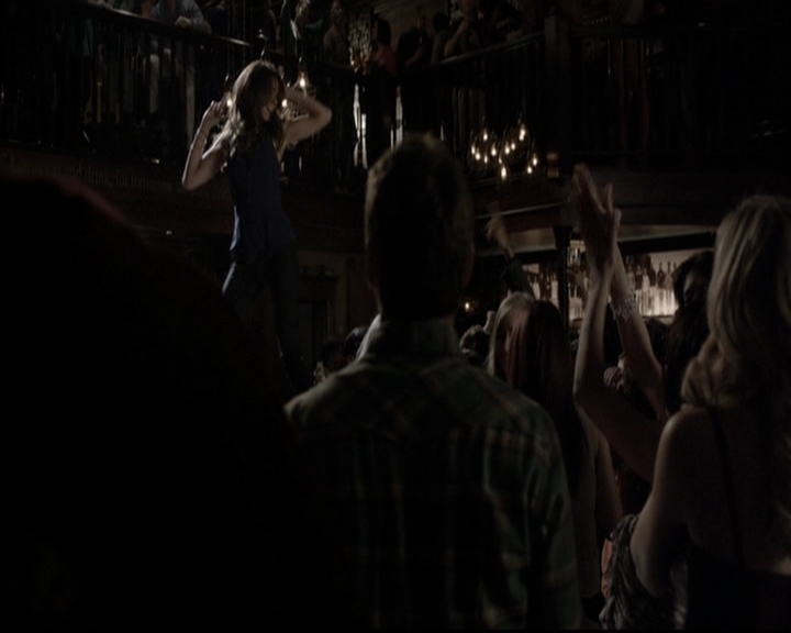 VampireDiariesWorld-dot-org_5x16WhileYouWereSleeping0046.jpg
